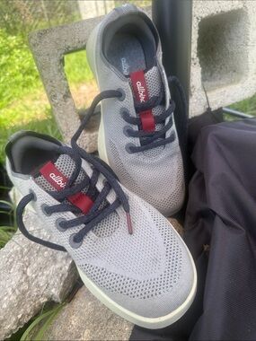 allbirds women Light Gray Knit Sneakers with Red Tongue Tab